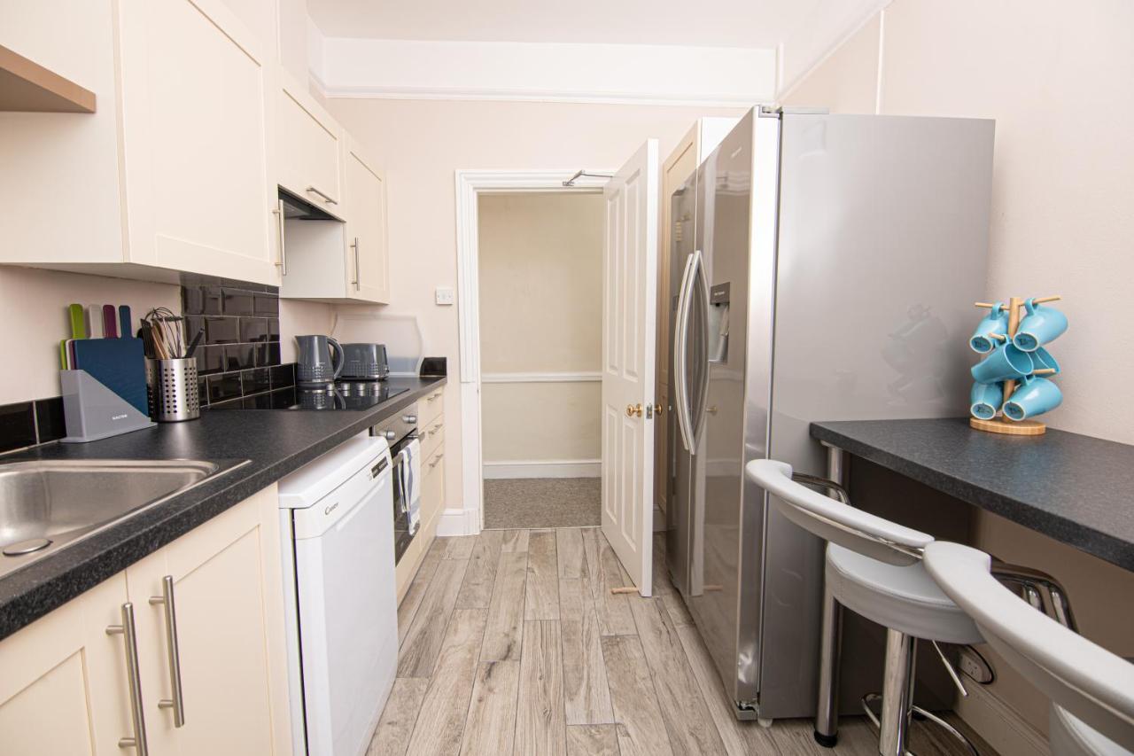 Salt Lane Apartments Salisbury Extérieur photo