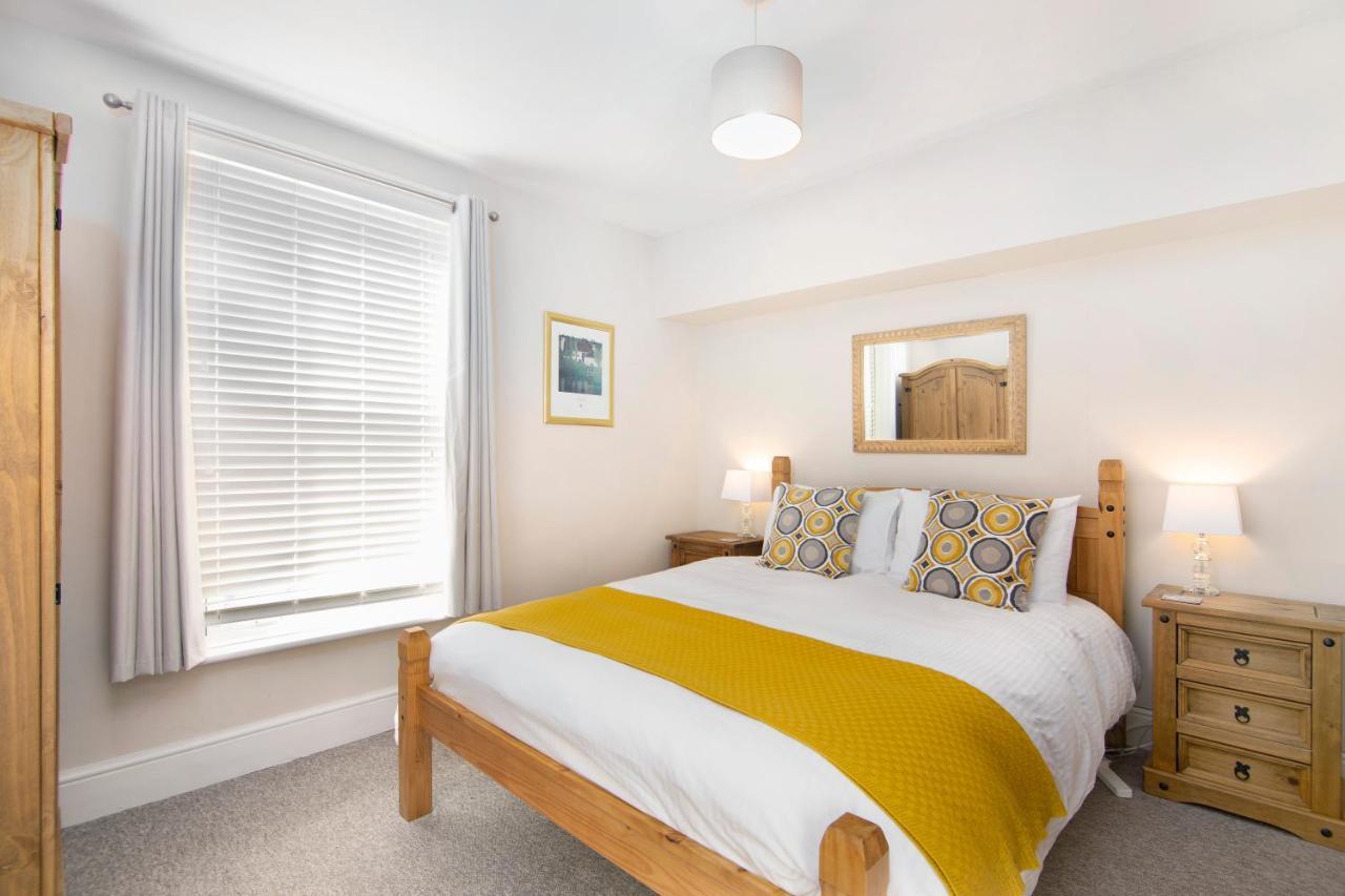 Salt Lane Apartments Salisbury Extérieur photo